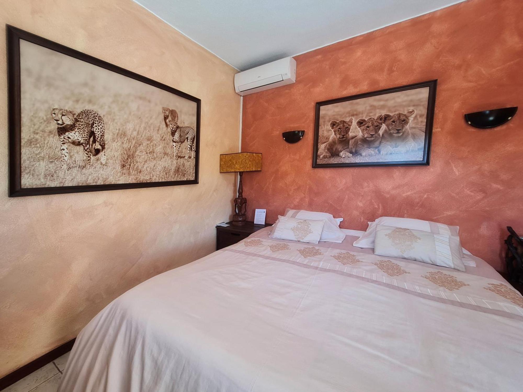 Villa Paraiso - Naturism Optional Adults Only Porches (Algarve) Quarto foto