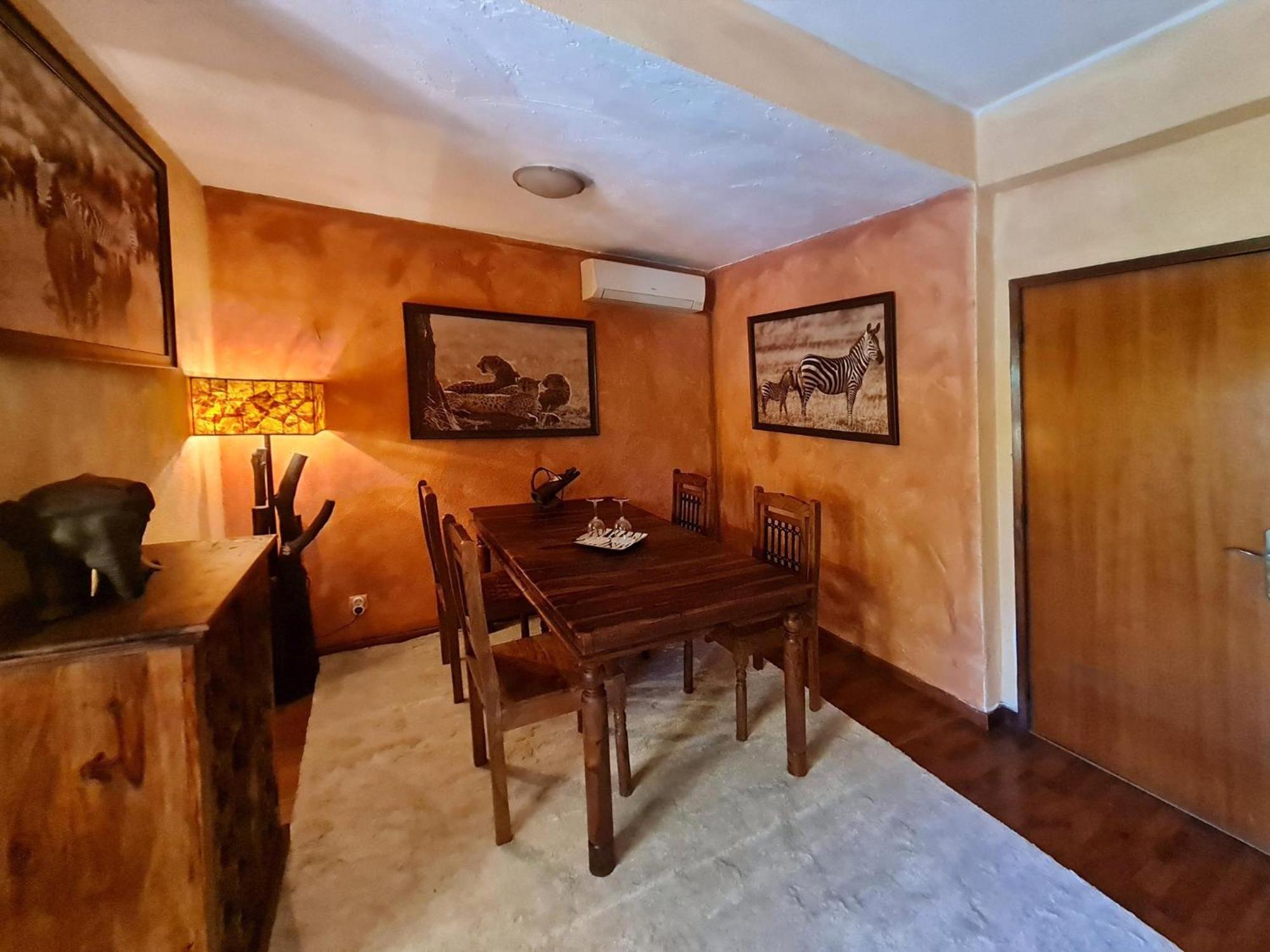 Villa Paraiso - Naturism Optional Adults Only Porches (Algarve) Quarto foto